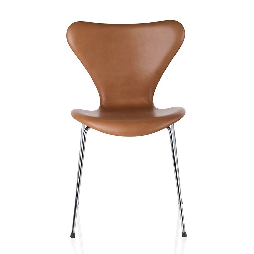 7 er stol med Polstring fra Fritz Hansen K b her