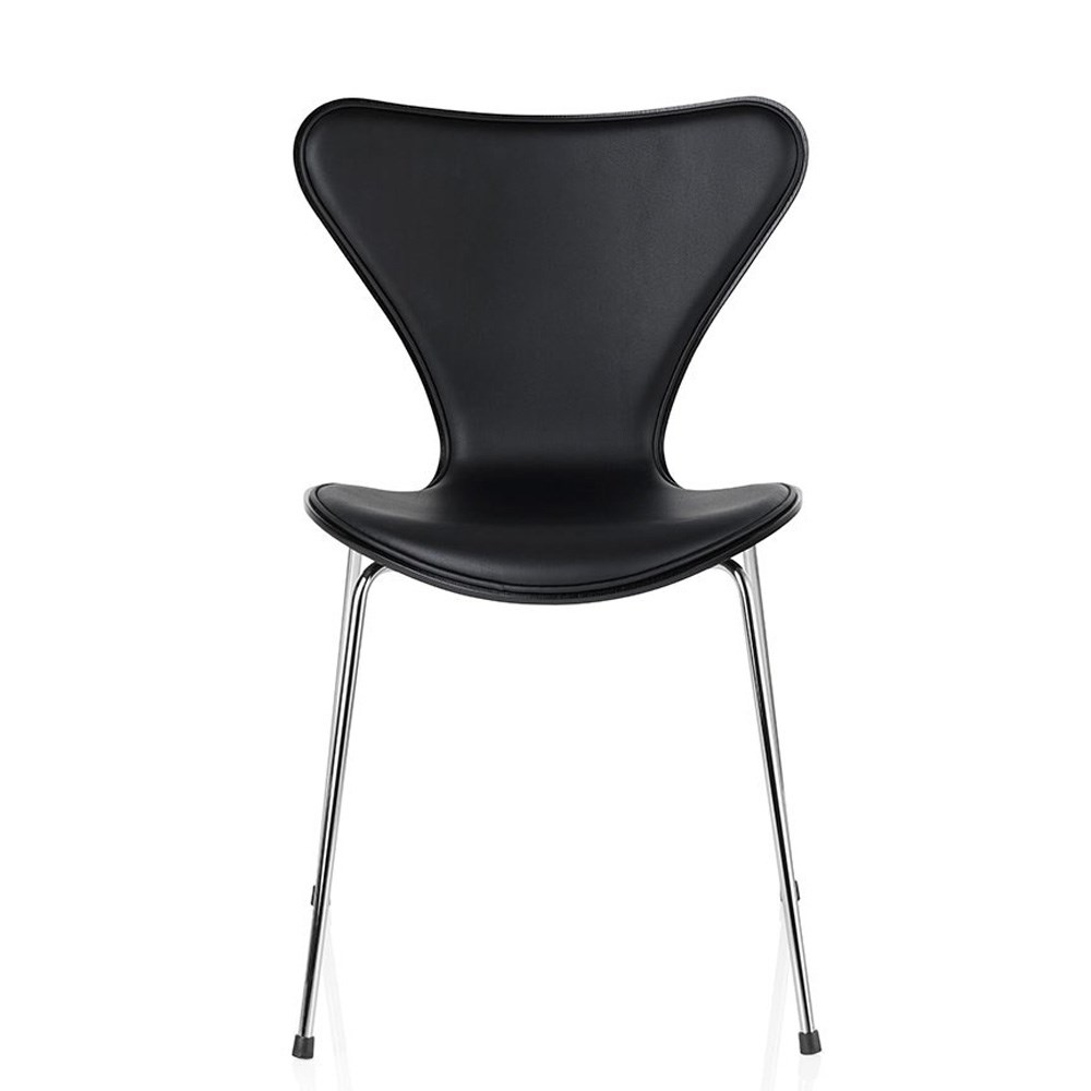 7 er stol med Polstring fra Fritz Hansen K b her