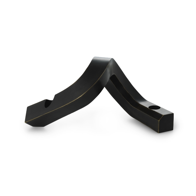 Normann Copenhagen Crooked Two Lysestage - Bronze