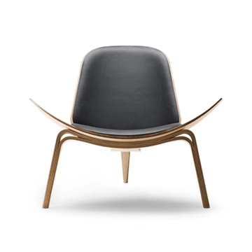 Carl Hansen & Søn CH07 Skalstolen - Eg Olie/Sort Thor 301