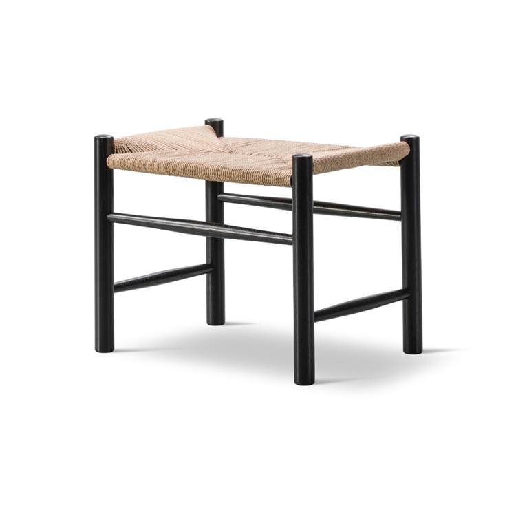 Fredericia Furniture Wegner J16 Taburet - Sortlakeret Eg / Naturflet