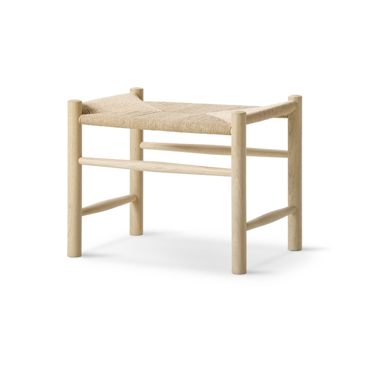 Fredericia Furniture Wegner J16 Taburet - Sæbebehandlet Eg / Naturflet