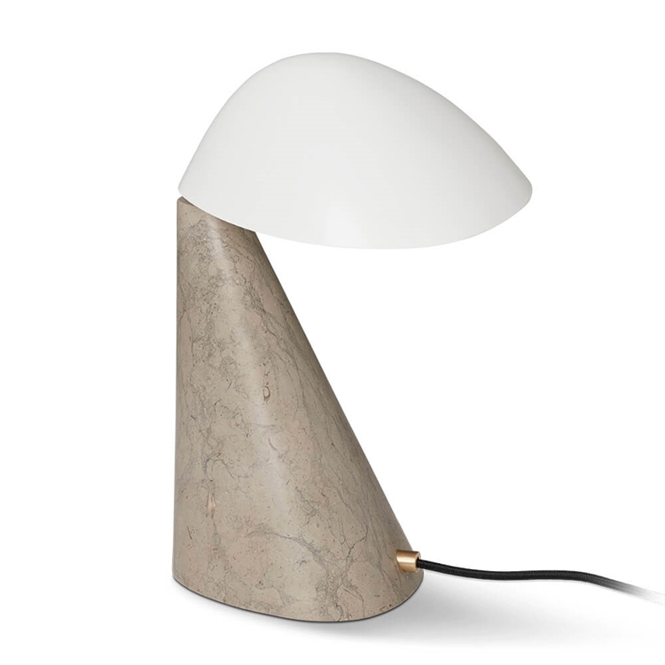 Fredericia Furniture Fellow Lampe